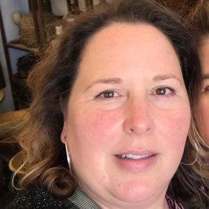 Meet your Posher, Marisa